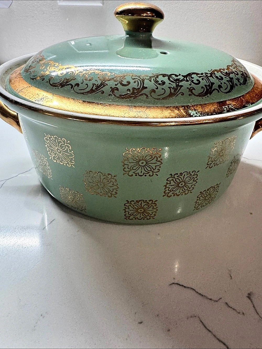 Hall 's Quality Kitchenware Floral Covered Casserole Green & Gold